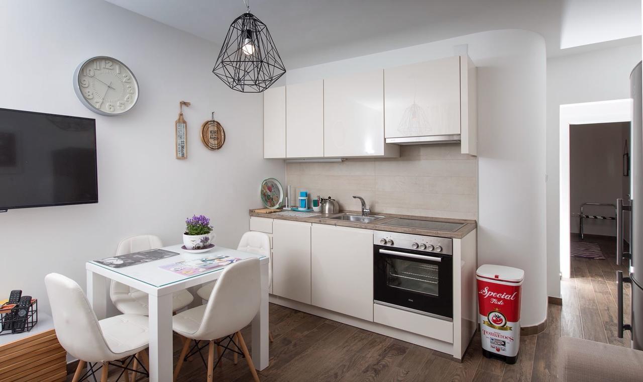 Apartment Stina Podstrana Zewnętrze zdjęcie